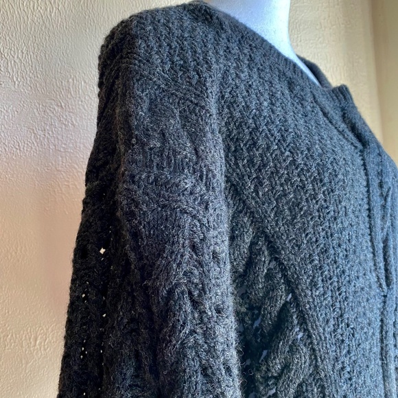 Vince charcoal cable knit crewneck sweater with open stitching. Size M - Picture 5 of 12